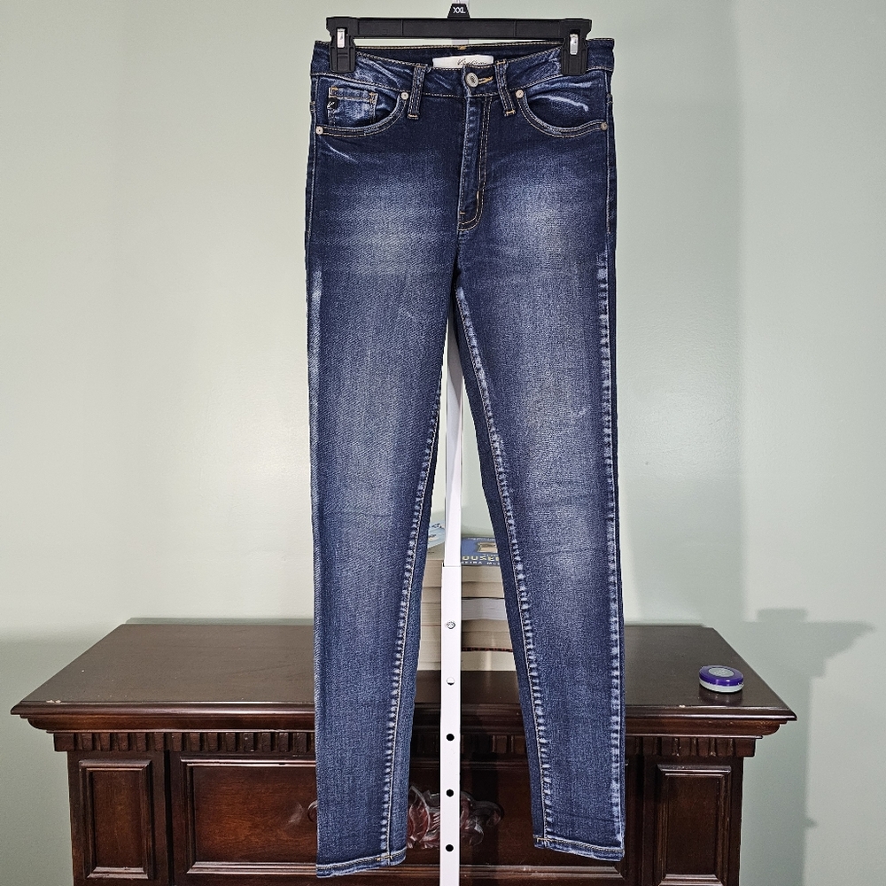 KanCan KC7069D Mid Rise Skinny Jeans Dark Wash Size 3 / 25